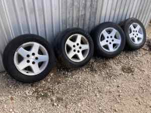 Ford falcon EB XR6-S PACK wheels