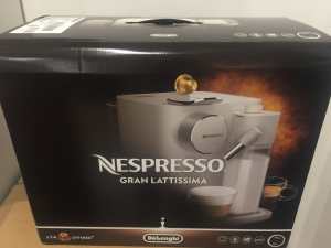 Brand New Nespresso Gran Lattissima & 14 free coffee pods (RRP $789)