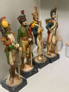 Vintage soldiers sculptures