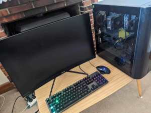 Pc with keyboard mouse and monitor