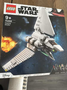 Lego Imperial Shuttle Star Wars 75302 Brand New
