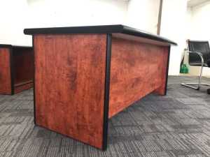 Size 180cm Gorgeous Mahogany Look Desk. Good Condition. Carlingford