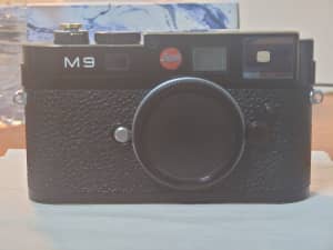 Leica M9 Black Paint Brassed