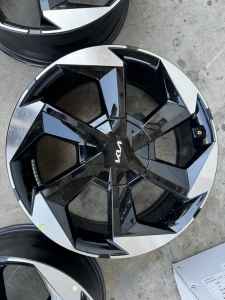 4x New Genuine Kia Sorrento 19” 2024 wheels fits Sportage Carnival