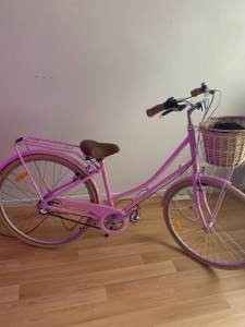 Ladies pink bike