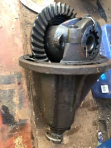 HOLDEN EJ DIFF CENTRE HOLDEN FE TO EJ LIFT OUT TYPE 10 SPLINE