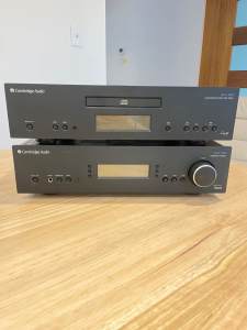 Cambridge Audio Azur 740C Upsampling compact disk sampler