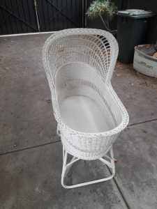 Vintage wicker bassinet