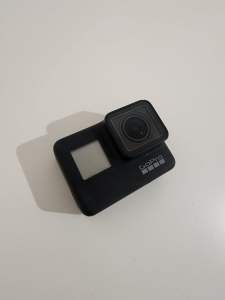 GoPro Black Hero 7 Camera