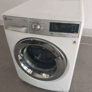 8.5kg Electrolux washing machine for sale 