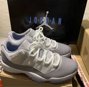 Nike Air Jordan 11 Low Cement Grey Mens US Size 8.5 100% Authentic
