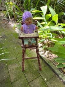 Adorable vintage doll high chair- display collectable antique