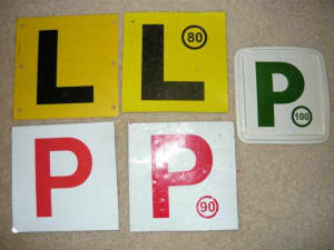 Learning and beginning car drivers plates