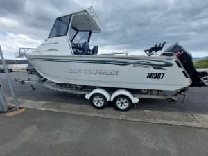 Bar Crusher 640 Boat MUST BE SOLD