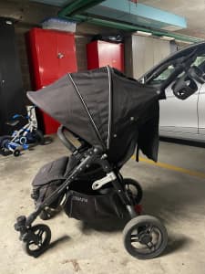 Pram Valco Baby Snap 4 Stroller, Black inkl. Rain Cover