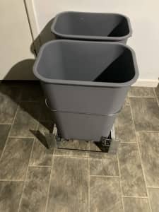 DOUBLE BIN PULL OUT DRAWER MECHANISM