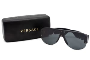 261962 - Versace Sunglasses Model. 4391 GB1/87 140 3N