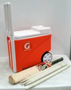 33 Litre Australian Cricket Drink Cooler Cool Water Esky Box Orange