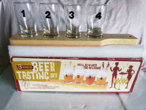 4 Numbered Glasses & Serving Paddle