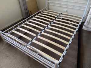 Double bed base Free