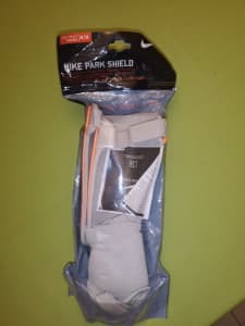 NIKE New Football Shin Pads SIZE M - In Sealed Packet - Never Opened