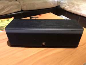 Yamaha centre speaker great sound 180W very good condition