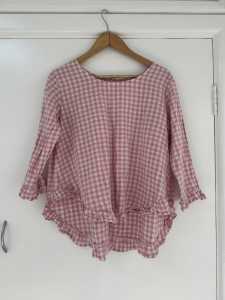 Worthier S/M pink & white gingham cotton ruffle swing top
