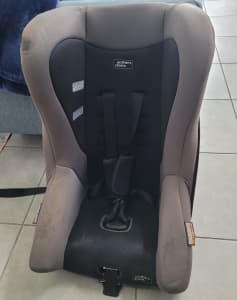Mothers Choice car seats - 2 available 