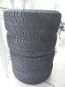 Set of 4 used Hankook Dynapro Tyres - 265/60R18 114T