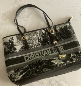 Christian Dior Women’s Handbag Ladies Bag CD Dior