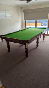 9ft pool table