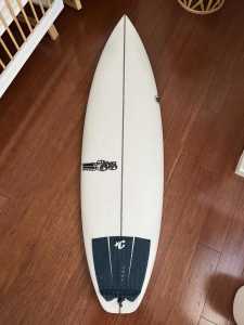 BRAND NEW JS Xero gravity 6’0 surfboard (easy rider)