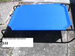 NEW RAISED METAL Pet /Dog Puppy BEDS/trampoline - LARGE SIZE/BLUE ONLY