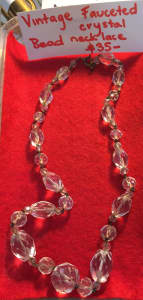 VINTAGE CRYSTAL FAUCETED NECKLACE $ 10 SALE PRICE
