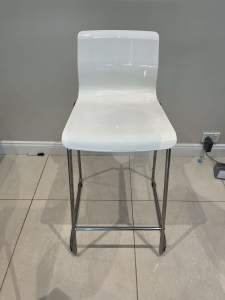 4 * Glenn IKEA bar stools