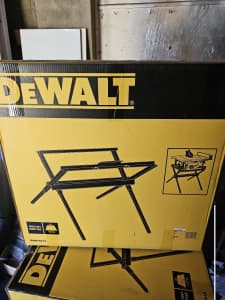 Dewalt saw table stands DWE74912 x2