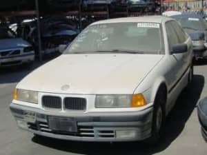 BMW E36 1991 325i Sedan (PARTS ONLY)