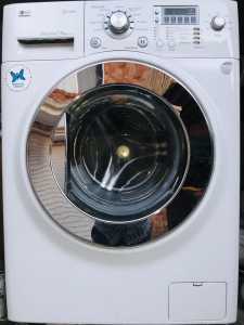 LG 4 Stars 7.5Kg front loader washing machine, can deliver 