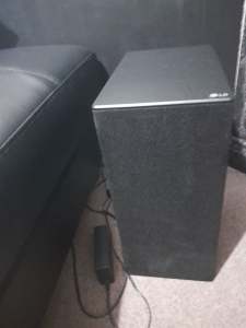 LG BAR speaker