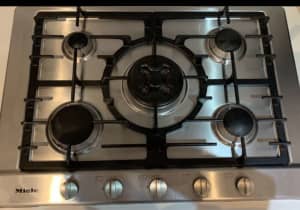 MOVING SALE Miele 75cm Gas 5-Hob Cooktop in Stunning Stainless Steel