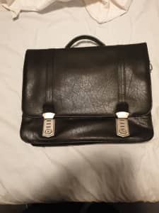 Mens leather briefcase 