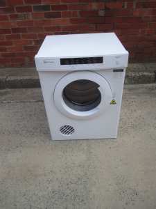 Clothes dryer Electrolux EDV5552, 5.5 kg, excellent condition