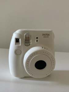 Fujifilm Instax Mini 8 Polaroid Camera (White)