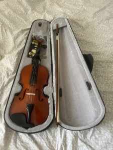Violin for sale perfect for beginners