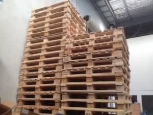 Pallets Wooden Clean Heat Treated