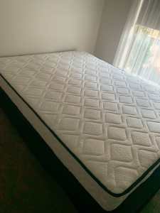 Wanted: Queen size bed ensemble with new mattress
