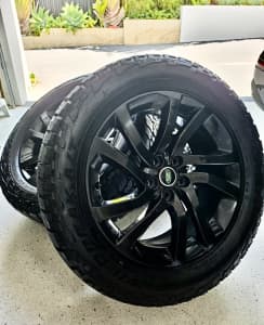 Land Rover Discovery / Range Rover Sport wheels - immaculate