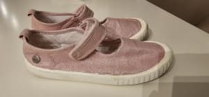 Walnut Mary Jane Cavas Sneakers~ Kids Size 33
