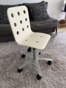 IKEA kids adjustable desk chair VGC