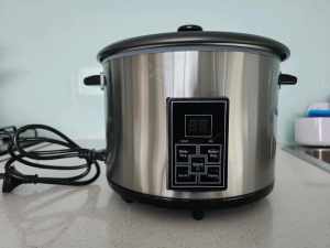 Used rice cooker